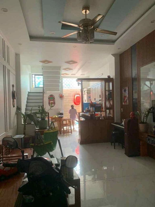 Bán nhà Bưng Ông Thoàn Phú Hữu Quận 9 tại Hồ Chí Minh 02