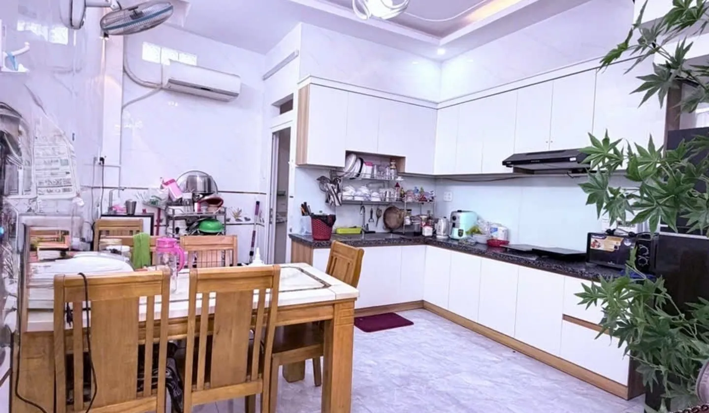 Nhà đẹp 4 tầng, 4 phòng ngủ, giá hấp dẫn tại Quang Trung... Bán nhà riêng tại An Hội Tây, Hồ Chí Minh 01