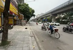 Bán nhà mặt phố tại quận Thanh Xuân, 54m², 4 tầng,ô tô đỗ cửa,kinh doanh sầm uất... Bán nhà mặt phố tại Thanh Xuân, Hà Nội 06