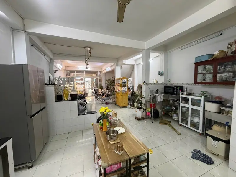 Nhà mặt phố rộng 105m², 3 tầng, khu vực kinh doanh sầm uất... Bán nhà mặt phố tại Gia Định, Hồ Chí Minh 01