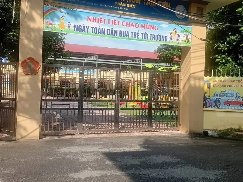 Nhà mặt phố rộng rãi, ô tô tránh, vị trí vàng cho đầu tư... Bán nhà mặt phố tại Tam Sơn, Bắc Ninh 01