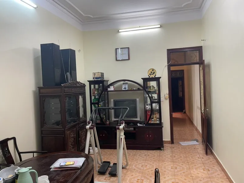 Nhà mặt ngõ ô tô tránh, view trung tâm thương mại Việt Hưng... Bán nhà riêng tại Long Biên, Hà Nội 01