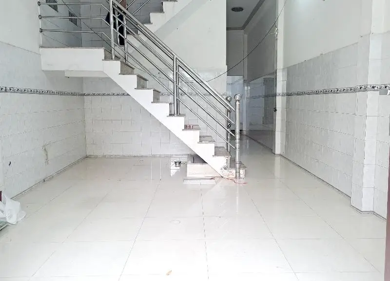 ​Mặt tiền đường Âu Cơ Tân Phú 90m2 nở hậu, dòng tiền 15tr/th, vị trí đắc địa... Bán owner_side tại Tân Sơn Nhì, Hồ Chí Minh 01