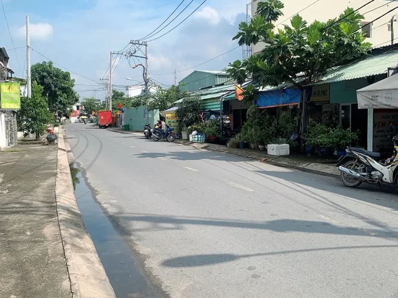 3 tỷ 650 _ đất ngang 4.3 * 18 m _ 85 m _ xây cao HXH... Bán đất tại An Phú Đông, Hồ Chí Minh 01