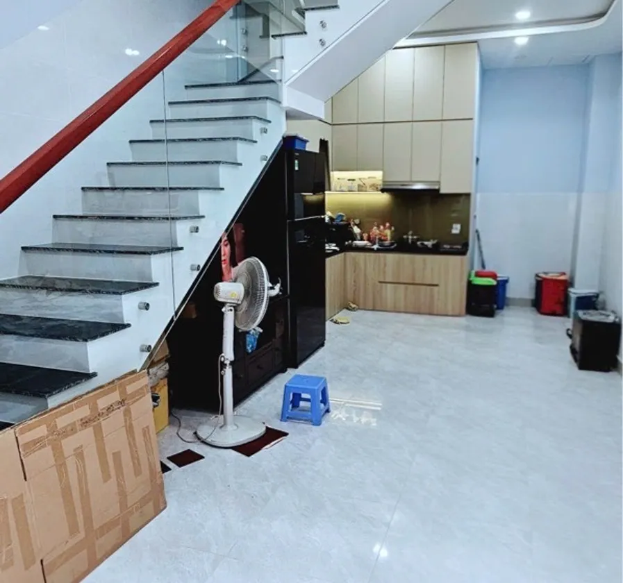 Nhà 3 Tầng 4PN Giá Sốc Tại Long Trường Q9... Bán nhà riêng tại Long Trường, Hồ Chí Minh 01