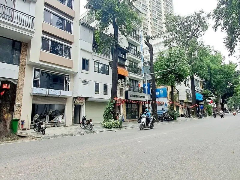 Bán nhà mặt phố 8 tầng lô góc, mặt tiền rộng tại quận trung tâm với thang máy hiện đại... Bán nhà mặt phố tại Hai Bà Trưng, Hà Nội 01