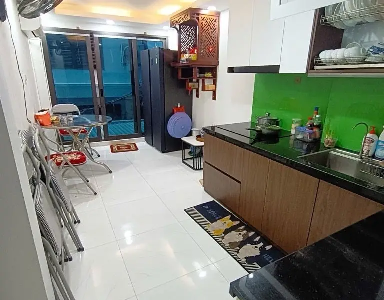 Bán nhà 5 tầng, trung tâm Cầu Giấy, 1m ra mặt phố, giá hơn 8 tỷ... Bán nhà riêng tại Cầu Giấy, Hà Nội 01