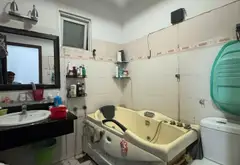 THÍCH QUẢNG ĐỨC – Nhà sát mặt tiền, cách hẻm xe hơi khoảng 20m.... Bán nhà riêng tại Phú Nhuận, Hồ Chí Minh 05