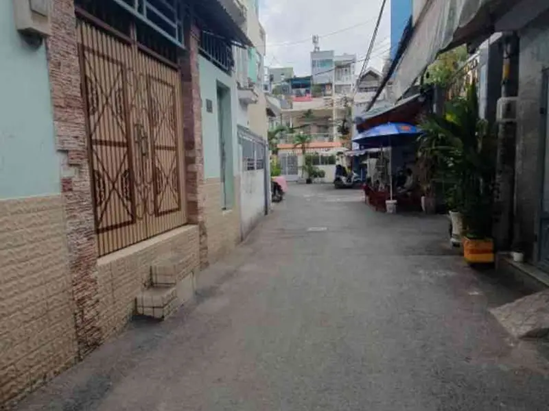 52m2 -NHỈNH 4tỷ GIÁP QUẬN 1- TIỆN XÂY MỚI... Bán nhà riêng tại Gia Định, Hồ Chí Minh 01