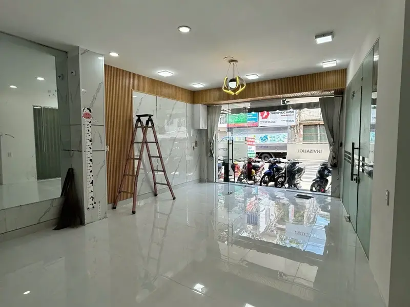40m- Căn góc 2 mặt tiền- 4 tầng- Lạc Long Quân- Không lỗi- Ko quy hoạch... Bán nhà mặt phố tại Tân Hòa, Hồ Chí Minh 01