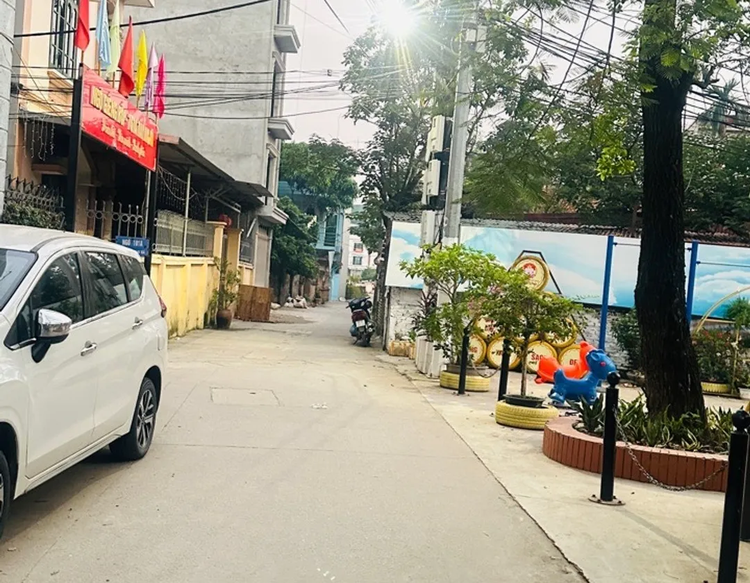 Bán nhà Lai Xá gần khu đô thị hinode mặt ngõ xe 7 chỗ thông, 36m,dân xây 4 tầng nở hậu chỉ hơn 7tỷ... Bán nhà riêng tại Hoài Đức, Hà Nội 01