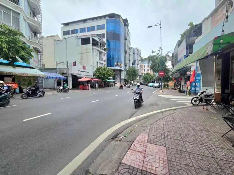 Nhà mặt phố kinh doanh rộng 84m² gần sân bay, pháp lý rõ ràng... Bán nhà mặt phố tại Tân Sơn Hòa, Hồ Chí Minh 01