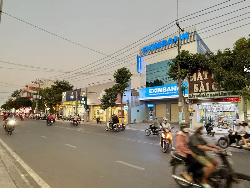 Nhà mặt phố bán tại trung tâm hành chính Dĩ An, diện tích lớn, giá hấp dẫn... Bán nhà mặt phố tại Dĩ An, Hồ Chí Minh 01