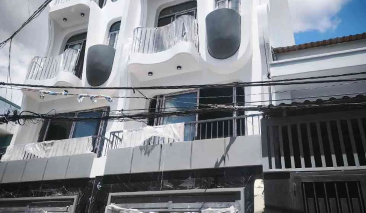Siêu phẩm nhà 5 tầng sang trọng ngay hẻm xe hơi... Bán nhà riêng tại Bình Trị Đông, Hồ Chí Minh 01