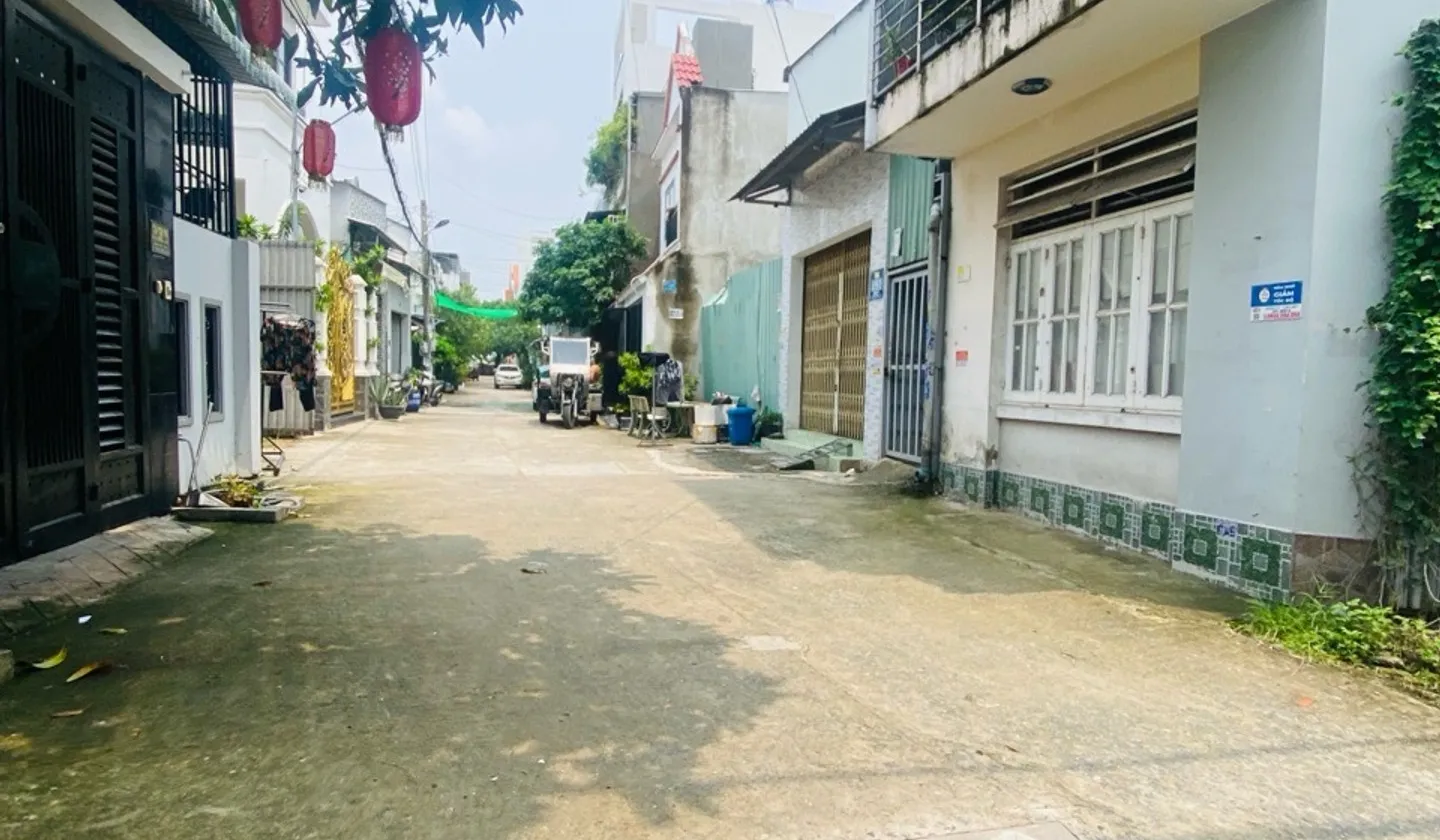 Nhà riêng 2 tầng diện tích 40m² tại Thạnh Xuân 25, giá 2,05 tỷ đồng... Bán nhà riêng tại Thới An, Hồ Chí Minh 01