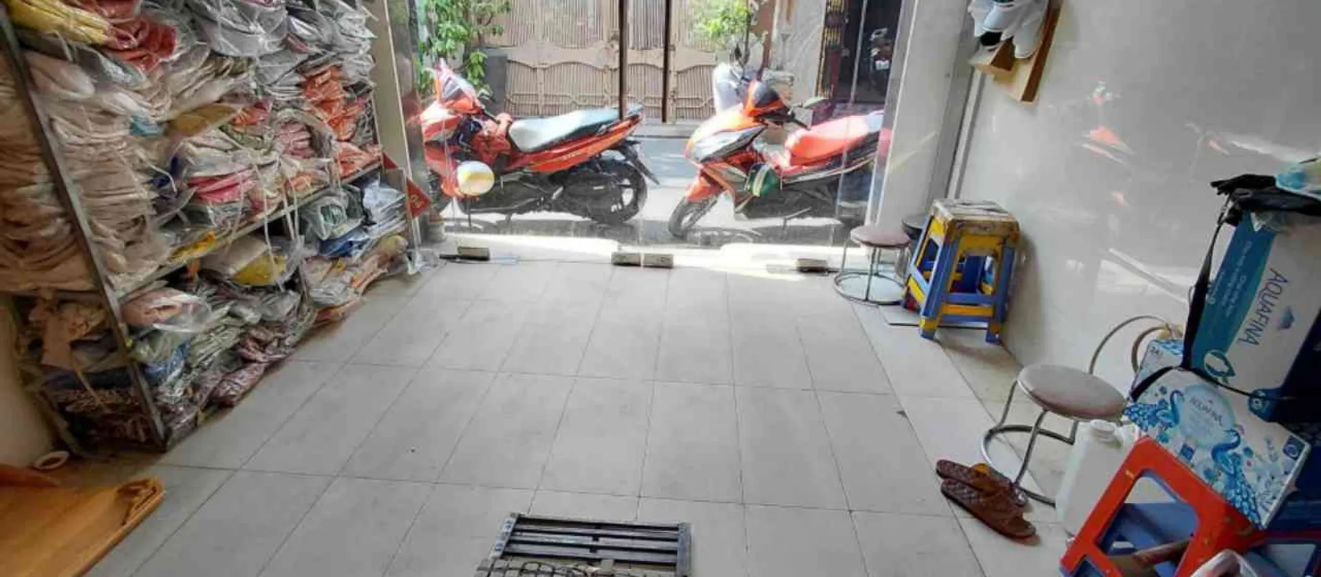 Nhà 4 Tầng Đẹp Trung Tâm Tân Bình - 5 Phòng Ngủ Rộng Rãi... Bán nhà riêng tại Tân Sơn Hòa, Hồ Chí Minh 01