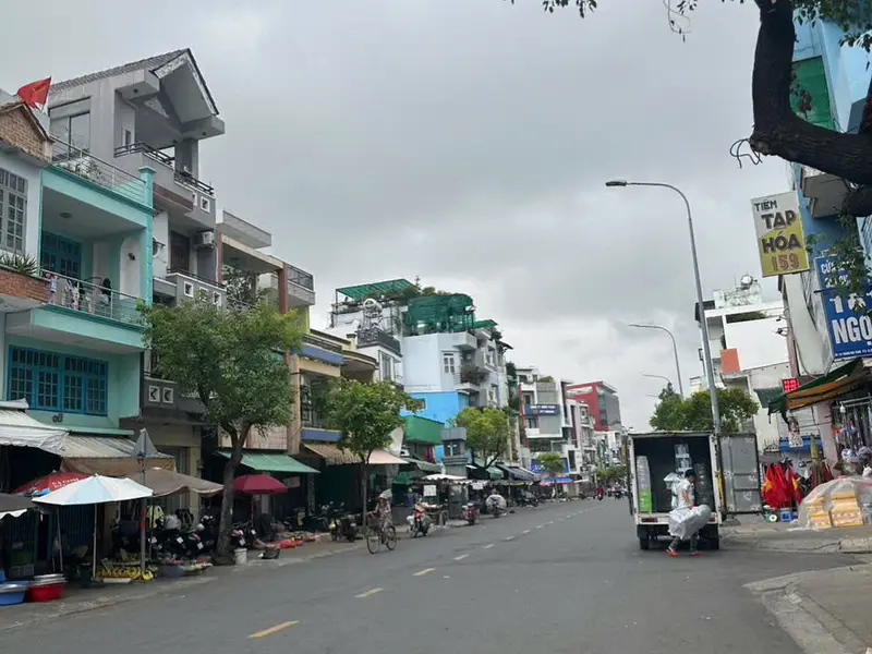 Giảm Sâu 2Tỷ,Mặt tiền kinh doanh đa ngành có thang máy tự khai thác 1,2Tỷ/Năm Sát bên Phan Đăng Lưu... Bán nhà mặt phố tại Bình Lợi Trung, Hồ Chí Minh 01