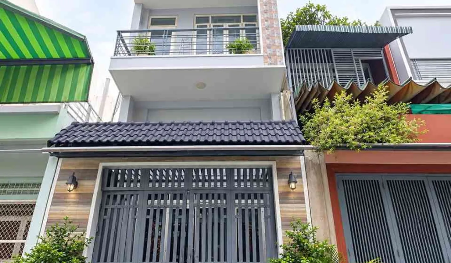 💥💥Gần LANDMARK 81💥HẺM Xe Hơi
🏡 90m² x 5 Tầng x 6PN
Giá 14.XT🌹🌹TL
👍Phù Hợp vừa Ở vừa cho thuê... Bán nhà riêng tại Thạnh Mỹ Tây, Hồ Chí Minh 01