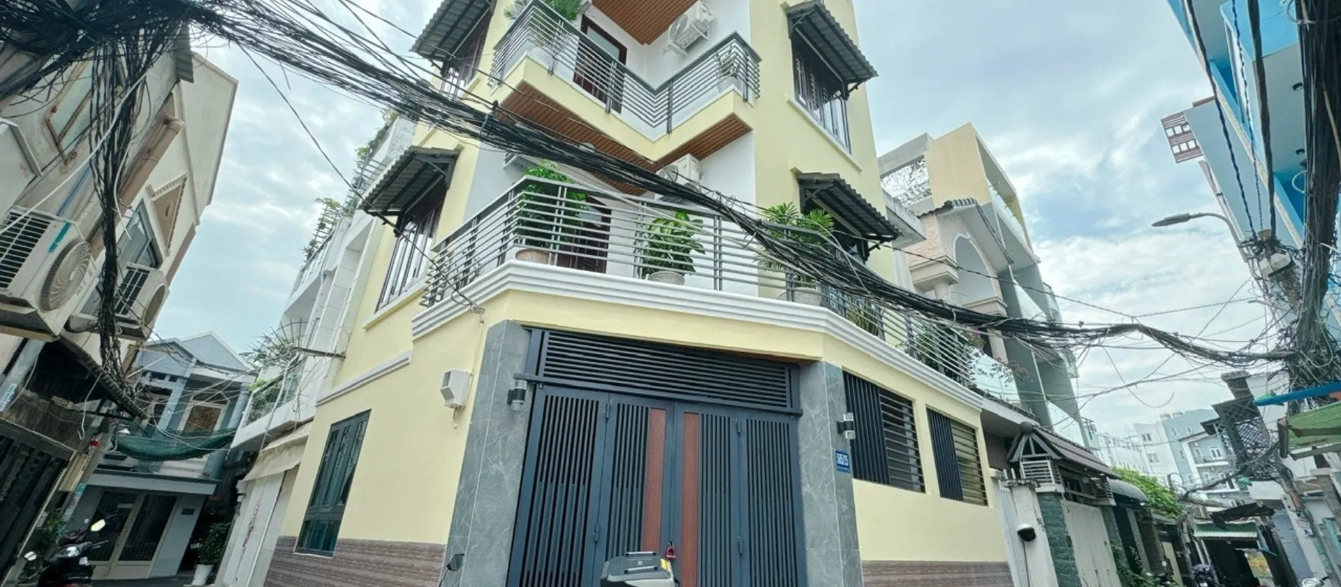 Nhà 4 tầng kiên cố, 6 phòng ngủ tại phường Tân Hưng, Hồ Chí Minh... Bán nhà riêng tại Tân Hưng, Hồ Chí Minh 01