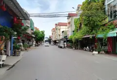 Nhà mặt phố Mặt tiền rộng như rạp hát
Đạo Tú Song Hồ Bắc Ninh... Bán nhà mặt phố tại Thuận Thành, Bắc Ninh 01