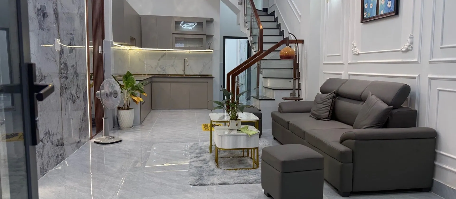 🏡 NHÀ MỚI 100% – HẺM Ô TÔ TRÁNH – CHỈ XÁCH VALI VÀO Ở 🏠 4x11 chỉ 5xtỷ
- 3 phòng ngủ – 3wc... Bán nhà riêng tại Bình Hưng Hòa, Hồ Chí Minh 01
