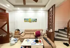 Nhà phân lô 6 tầng ở Lạc Long Quân, tặng nội thất đầy đủ. Giá hơn 10 tỷ xíu... Bán nhà riêng tại Tây Hồ, Hà Nội 02