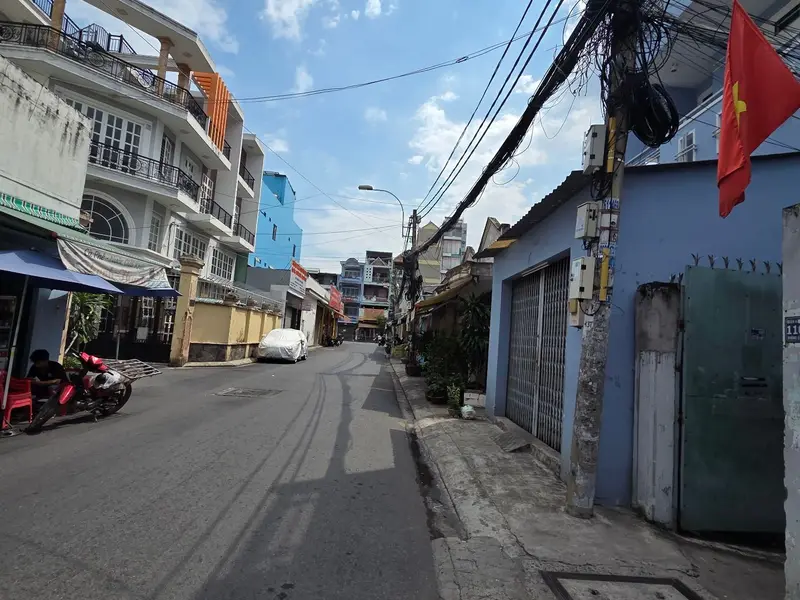 Nhà riêng 2 tầng mặt tiền 4.8m hẻm xe tải Bà Hom giá 5.95 tỷ... Bán nhà riêng tại Phú Lâm, Hồ Chí Minh 01