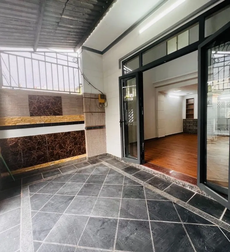 Bán nhà riêng 2 tầng hướng Tây Bắc tại Bình Thái, diện tích 64.5m2, giá 4.59 tỷ đồng... Bán nhà riêng tại Thủ Đức, Hồ Chí Minh 01