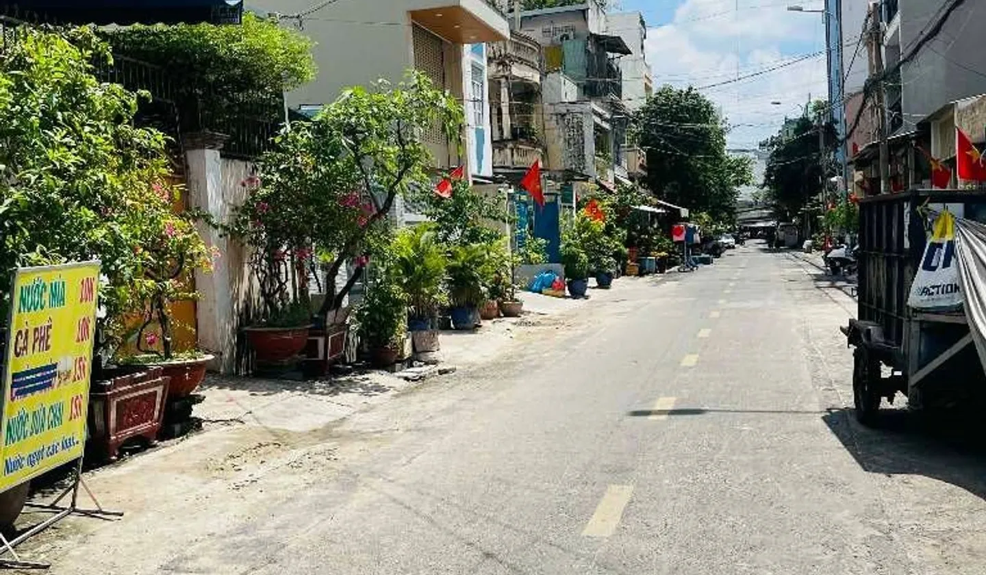 Bán nhà riêng 2 tầng 80.9m² tại Tân Phú, giá 9.5 tỷ, thuận tiện đầu tư cho thuê... Bán nhà riêng tại Phú Thạnh, Hồ Chí Minh 01