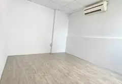 Nhà nhỏ 3 tầng trung tâm Quận 10 giá yêu thương... Bán nhà riêng tại Hòa Hưng, Hồ Chí Minh 03