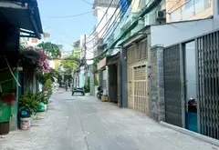 Nhà nhỏ xinh Hẻm Bình Đông giá hạt dẻ chưa đầy 2 tỷ... Bán nhà riêng tại Phú Định, Hồ Chí Minh 01