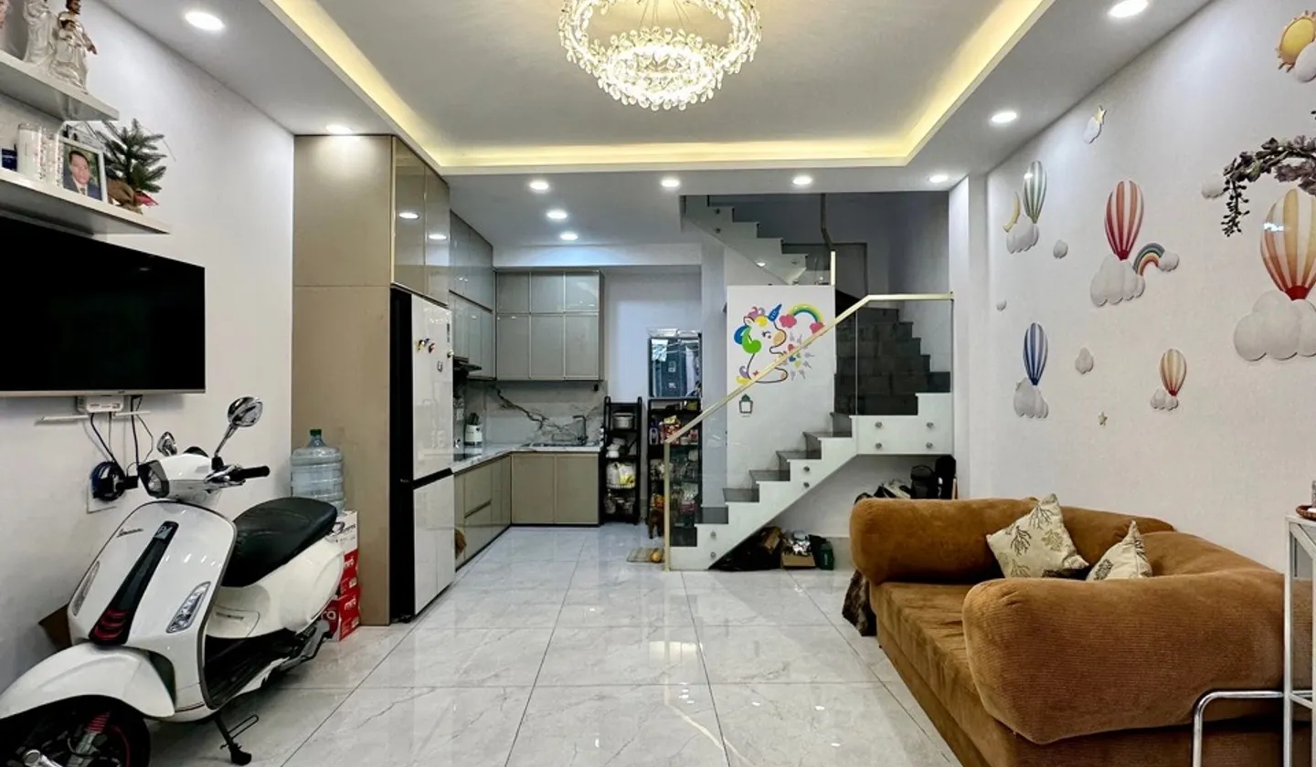 ÂU CƠ, GIÁP QUẬN 10, QUẬN 11, NHÀ 4 TẦNG, SÂN THƯỢNG - GẦN MẶT TIỀN, CHỈ 7 TỶ... Bán nhà riêng tại Tân Hòa, Hồ Chí Minh 01