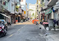 Nhà mặt phố kinh doanh sầm uất, giảm giá cực sốc quận 5... Bán nhà mặt phố tại Chợ Lớn, Hồ Chí Minh 04