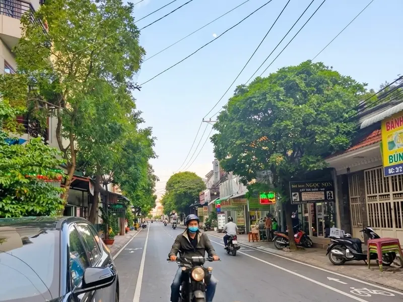 Nhà mặt phố 3 tầng rộng rãi, sầm uất Dĩ An... Bán nhà mặt phố tại Dĩ An, Hồ Chí Minh 01