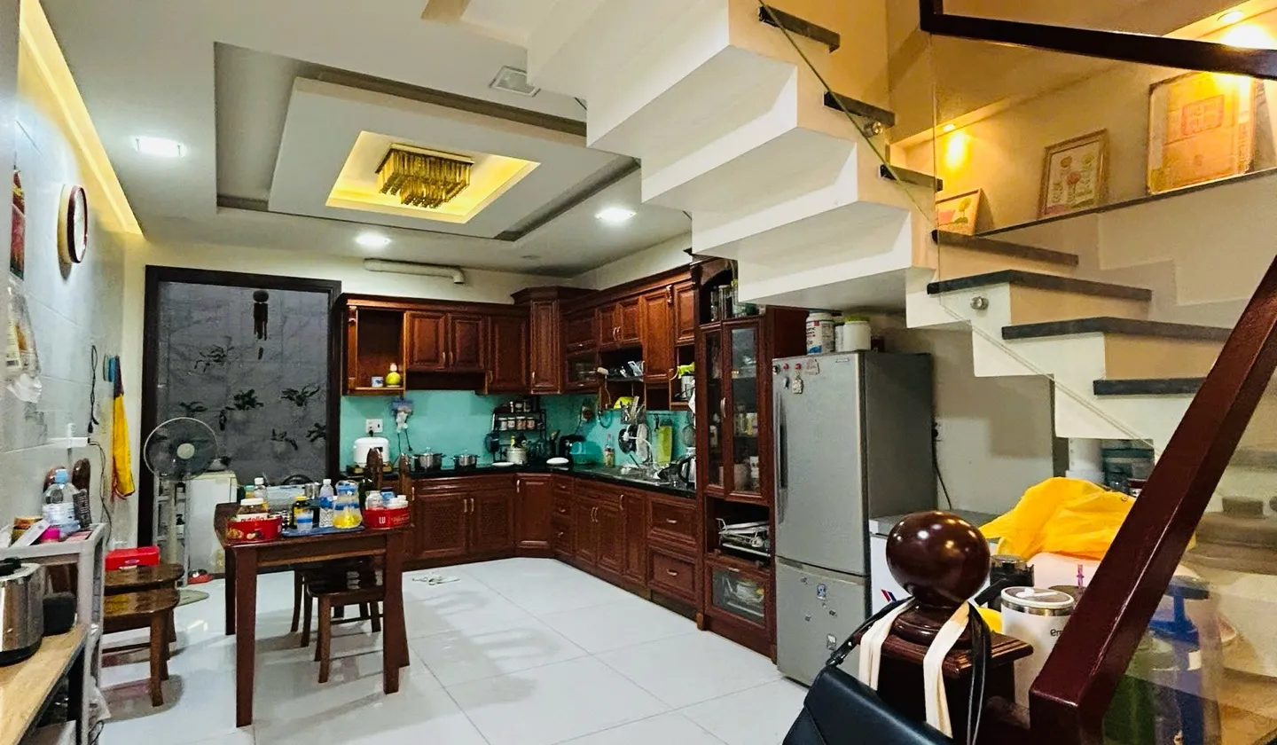 Bán nhà 4 tầng, diện tích 80m2 tại Tân Sơn, HCM giá 11.9 tỷ... Bán nhà riêng tại Tân Sơn, Hồ Chí Minh 01