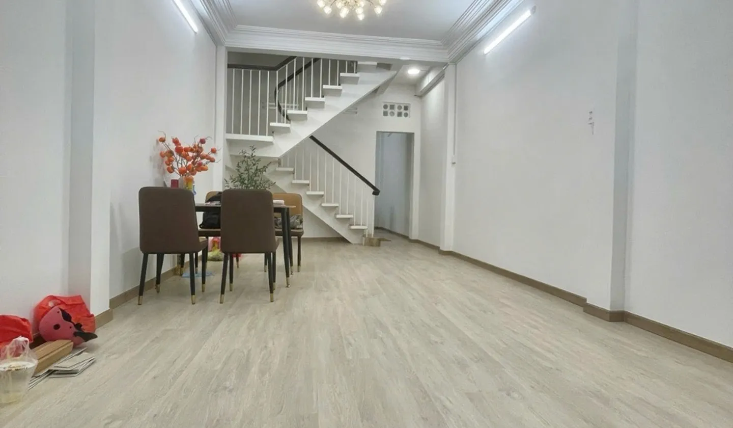 Nhà đẹp 4PN tại Đức Nhuận, TP.HCM - Sống tiện nghi, giá hợp lý... Bán nhà riêng tại Đức Nhuận, Hồ Chí Minh 01