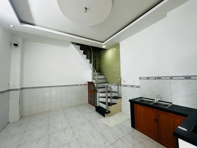 🏡 NHÀ KIÊN CỐ Ở NGAY - ĐƯỜNG TÔ KÝ NGAY ĐẠI HỌC GIAO THÔNG VẬN TẢI ~ 25m2 - 5 TẦNG - GIÁ 3.250 TỶ... Bán nhà riêng tại Trung Mỹ Tây, Hồ Chí Minh 01