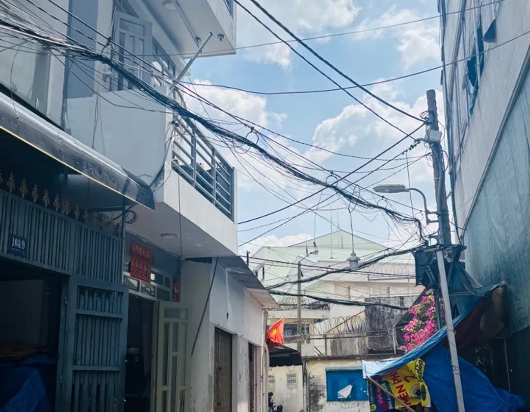 Bán nhà 2 tầng hẻm ô tô Tân Hóa Quận 6 ngang rộng 7,3m giá 5,5 tỷ... Bán nhà riêng tại Phú Lâm, Hồ Chí Minh 01