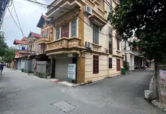 THÔNG Ô TÔ TRÁNH.

BÁN ĐẤT TẶNG NHÀ BIỆT THỰ ĐẸP LUNG LINH. KHÁC CHỈ VIỆC XÁCH VA LY VỀ Ở.

Căn nh... Bán nhà riêng tại Thiên Lộc, Hà Nội 19