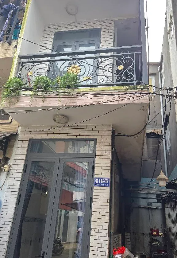 Nhà 2 tầng hẻm xe tải, vị trí vàng gần công viên và Metro... Bán nhà riêng tại Nhiêu Lộc, Hồ Chí Minh 01
