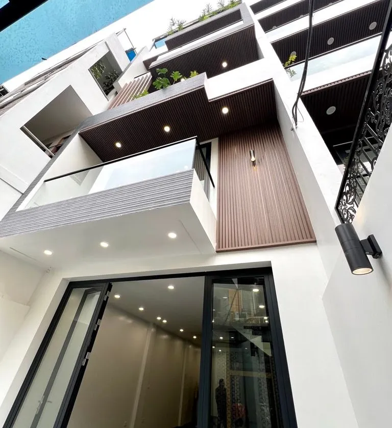 DUY NHẤT - SIÊU PHẨM ĐẲNG CẤP MẶT PHỐ - THÔNG SỐ VÀNG - GARA Ô TÔ THANG MÁY - KINH DOANH -... Bán nhà mặt phố tại Hồng Hà, Hà Nội 01