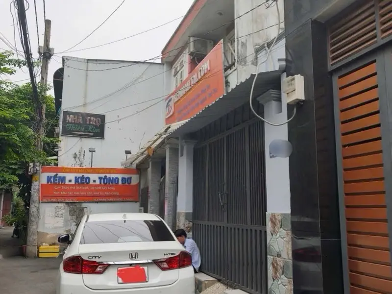 Nhà phố đón tiện nghi, hẻm ô tô Phạm Văn Chiêu, 3PN rộng rãi... Bán nhà riêng tại An Hội Tây, Hồ Chí Minh 01