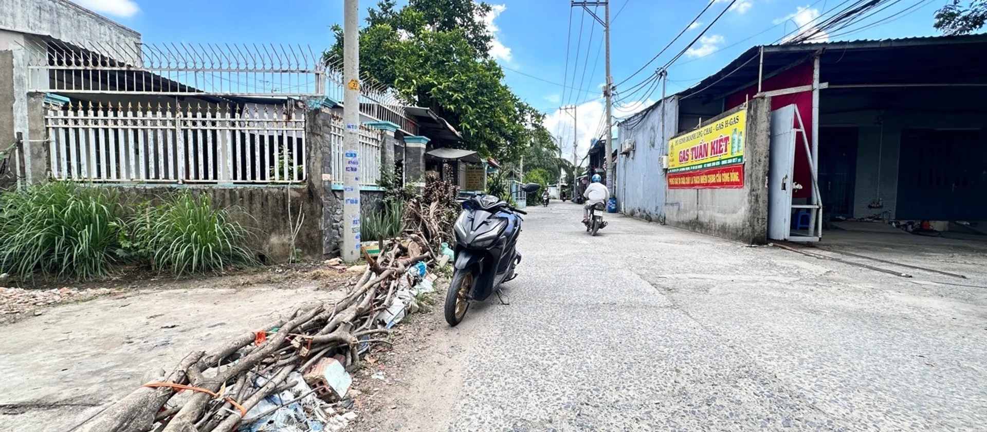 Nhỉnh 3 tỷ có ngay 130m đất full thổ cư, đường xe tải thông, Đông Thanh, Hóc Môn... Bán đất tại Đông Thạnh, Hồ Chí Minh 01