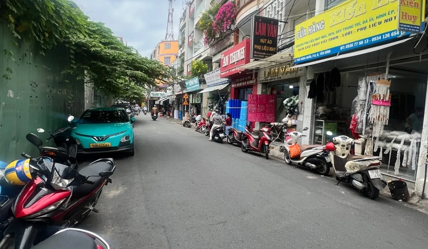 Nhà mặt phố Chợ Vải Tân Bình – Dòng tiền 50 triệu/tháng... Bán nhà mặt phố tại Tân Hòa, Hồ Chí Minh 01