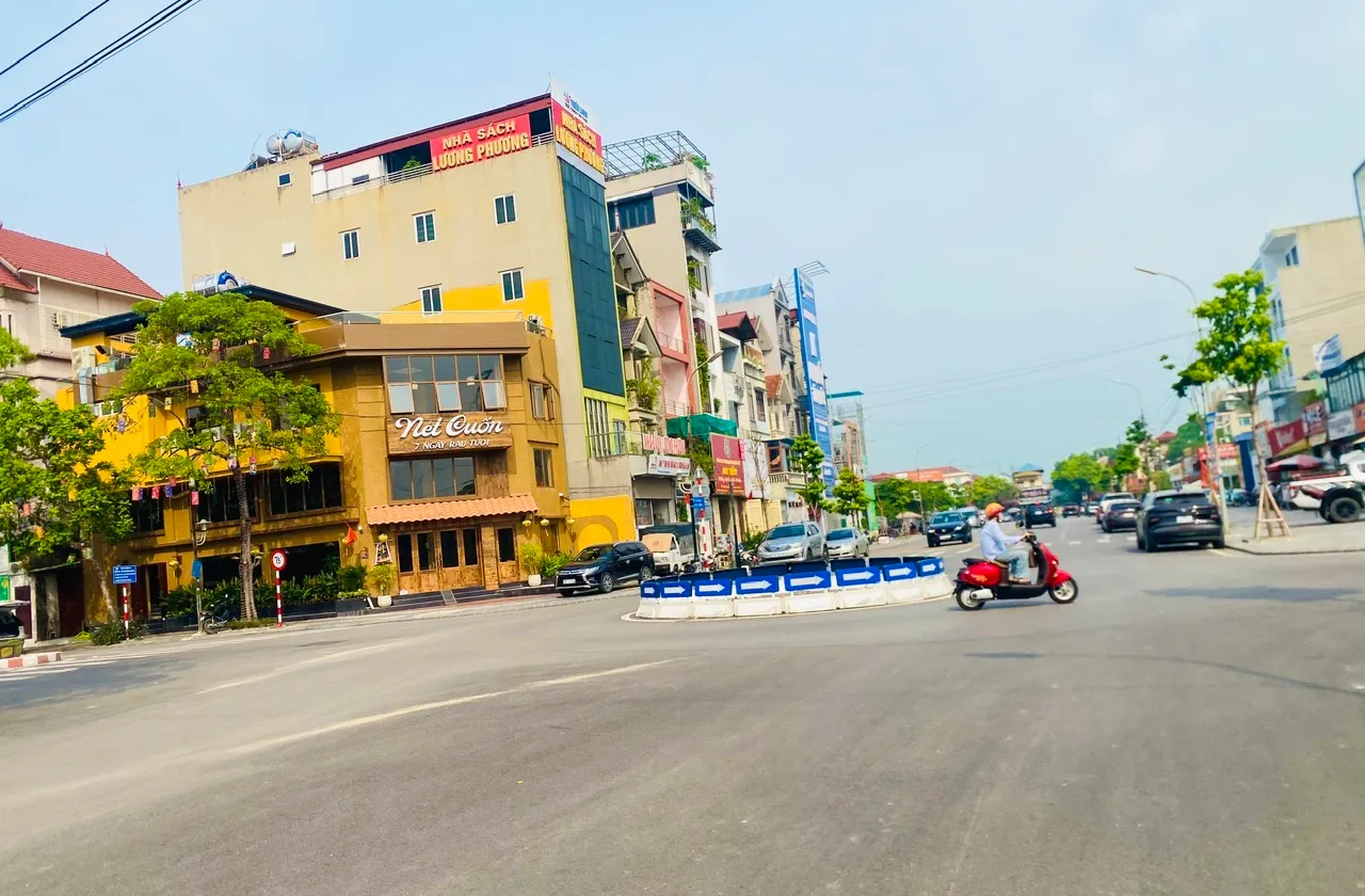 HIẾ M-TÒA NHÀ 5T-81m2-tại KĐT Thị trấn Sóc Sơn-9 tỷ(Có TL)-KD ngày đêm-oto tránh-sát QL3-HẦM XE... Bán nhà mặt phố tại Sóc Sơn, Hà Nội 01