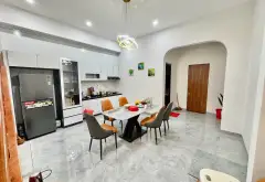 Bán nhà mặt phố, Tống Phước Phổ, Hải Châu, Đà Nẵng, mặt tiền rộng 5,3m, 3 tầng... Bán nhà mặt phố tại Hải Châu, Đà Nẵng 03
