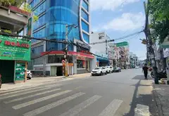 Nhà 5 tầng mặt tiền rộng gần trung tâm Quận Phú Nhuận... Bán nhà mặt phố tại Phú Nhuận, Hồ Chí Minh 01
