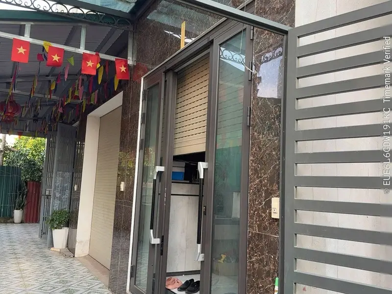 Bán nhà riêng 5 tầng tại phường Yên Nghĩa, Hà Nội với sổ đỏ chính chủ... Bán nhà riêng tại Yên Nghĩa, Hà Nội 01