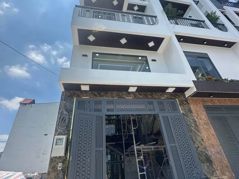 Bán nhà riêng 5 tầng có thang máy, 5 phòng ngủ, diện tích 62,2 m² tại Thới An, Quận 12... Bán nhà riêng tại Thới An, Hồ Chí Minh 01