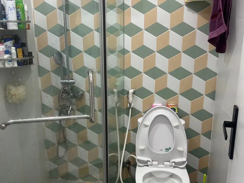 Nhà 4 tầng hẻm rộng quận 10 - sống tiện nghi, thoải mái... Bán nhà mặt phố tại Diên Hồng, Hồ Chí Minh 01